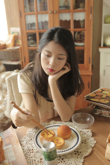 日本无翼乌全彩J奶无遮挡动漫